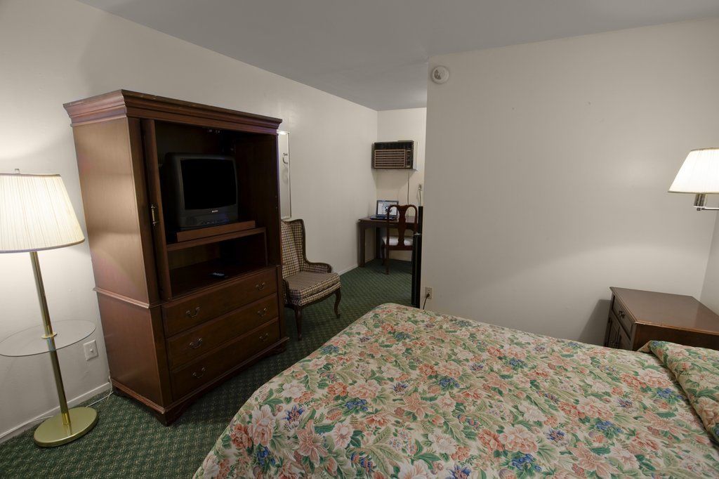 Motel Super 8 By Wyndham Sonora Esterno foto